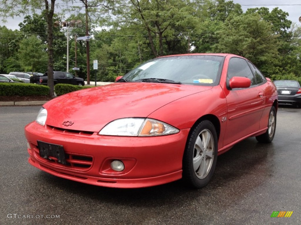 2002 Cavalier Z24 Coupe - Bright Red / Graphite photo #6