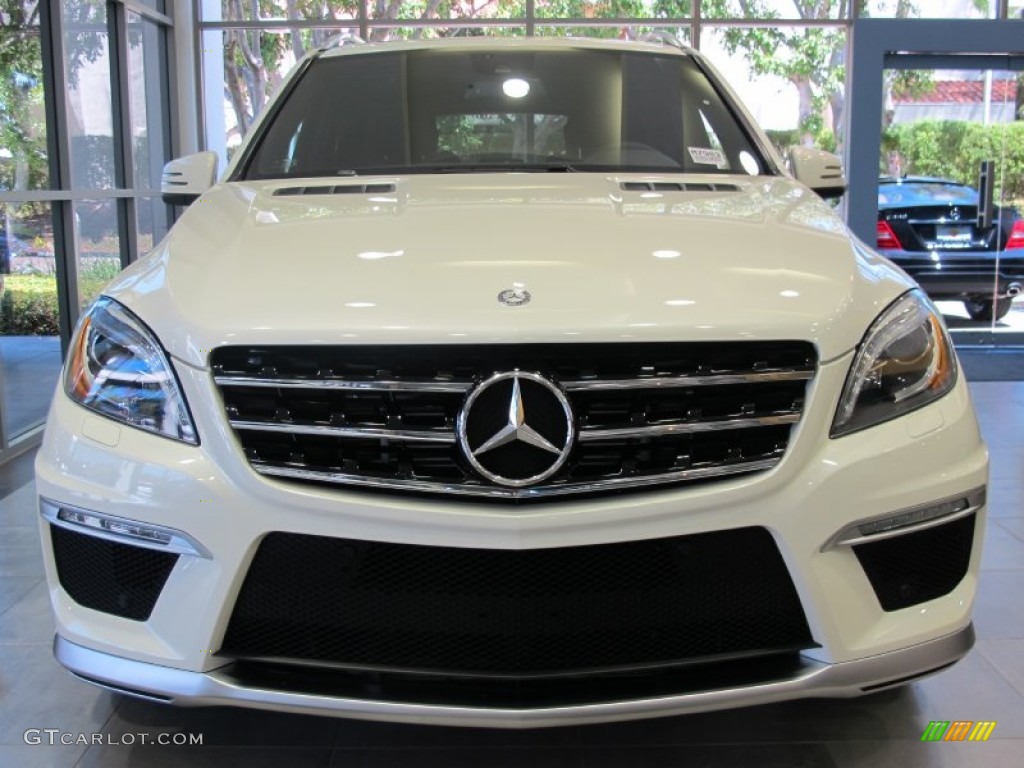 Diamond White Metallic 2012 Mercedes-Benz ML 63 AMG 4Matic Exterior Photo #65505818