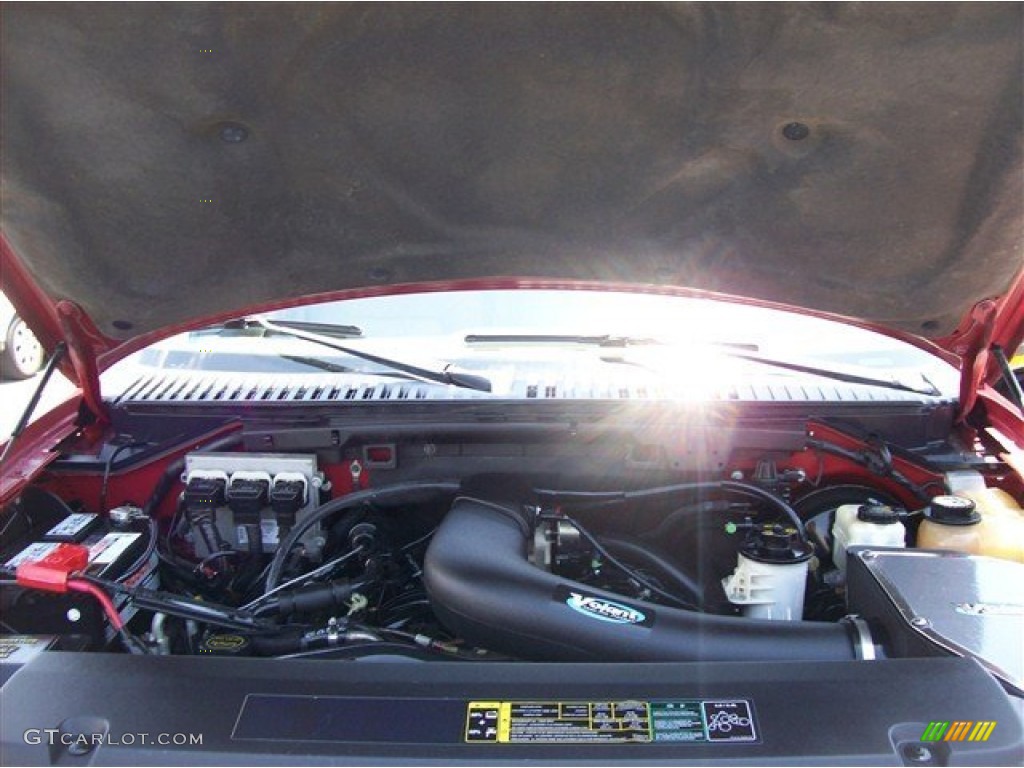 2003 Expedition XLT - Laser Red Tinted Metallic / Medium Parchment photo #21