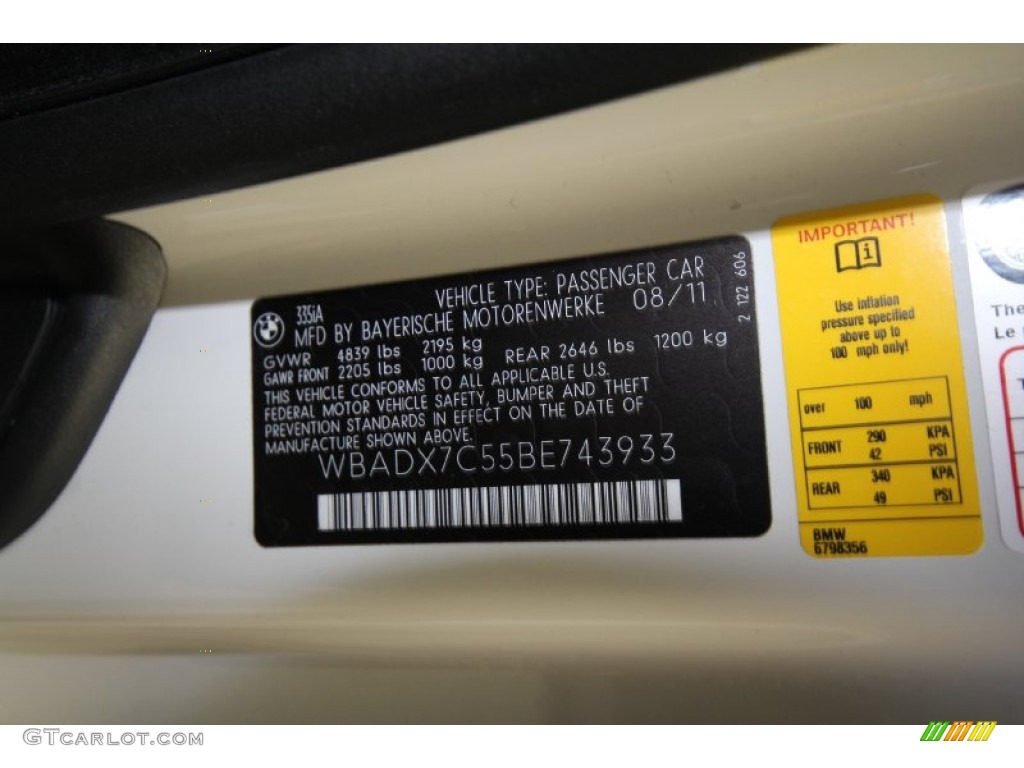 2011 3 Series 335i Convertible - Alpine White / Black photo #10