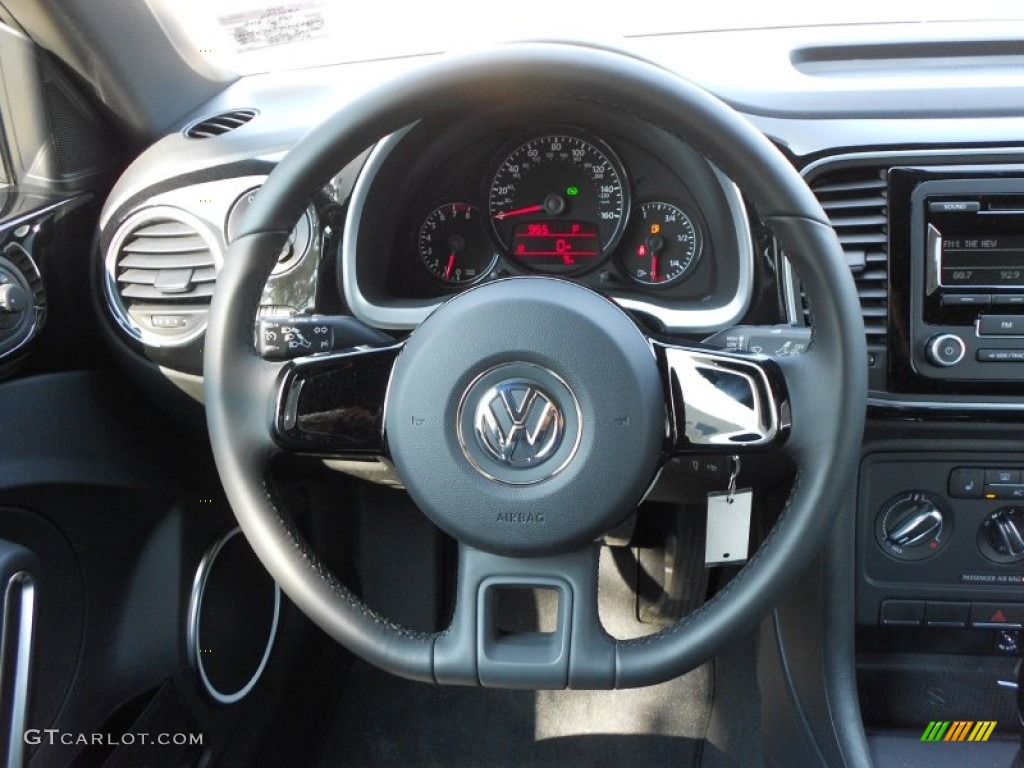 2012 Volkswagen Beetle 2.5L Titan Black Steering Wheel Photo #65509175