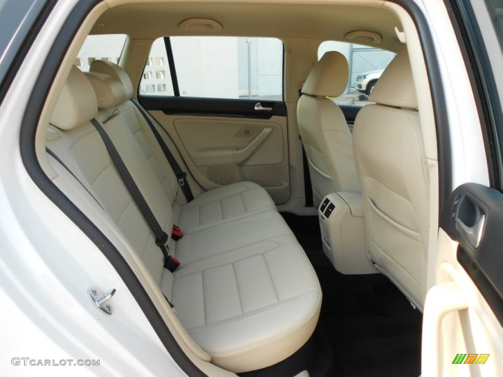 2012 Volkswagen Jetta SE SportWagen Rear Seat Photo #65509634