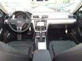 Black - Passat 2.5L SE Photo No. 5