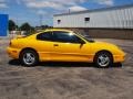 2003 Flame Yellow Pontiac Sunfire   photo #1