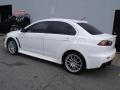 Wicked White 2010 Mitsubishi Lancer Evolution SE Exterior