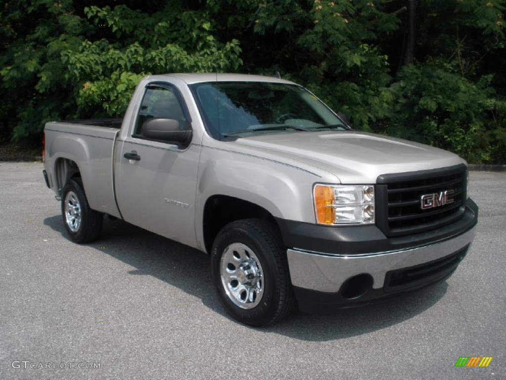 Silver Birch Metallic GMC Sierra 1500