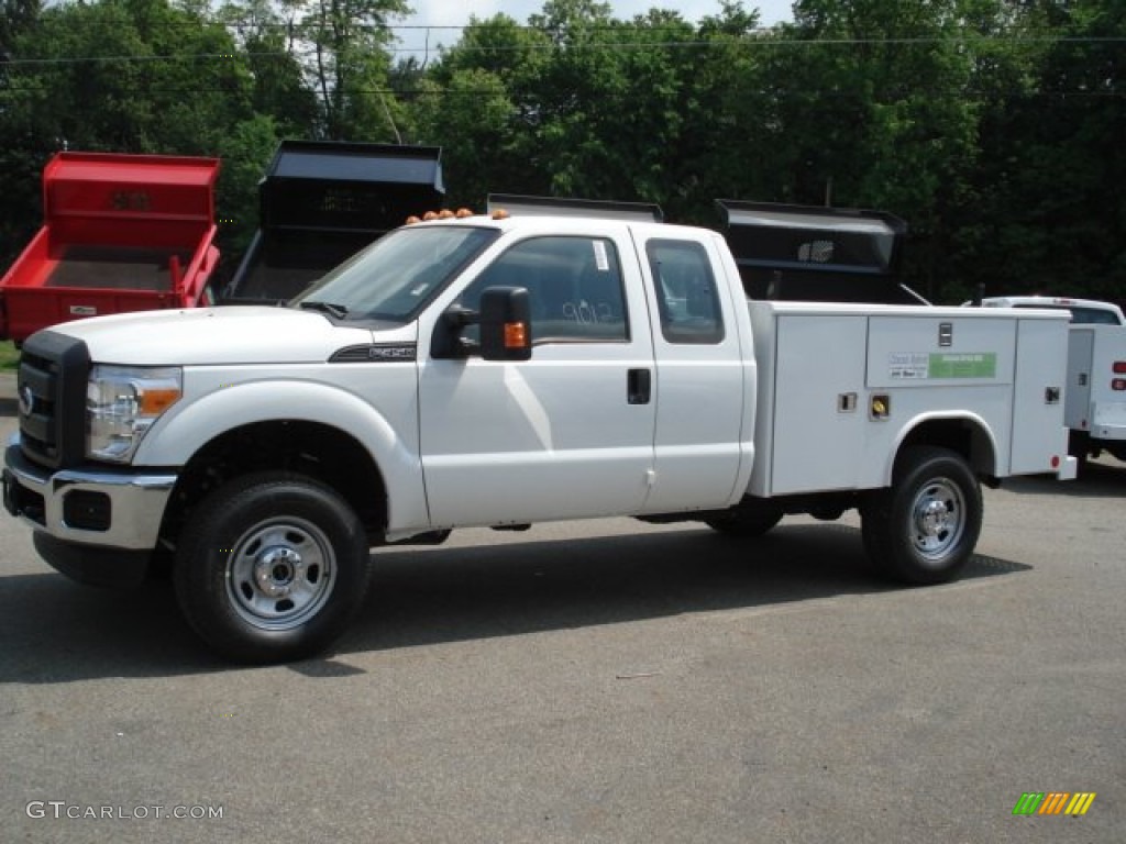 Oxford White 2012 Ford F350 Super Duty XL SuperCab 4x4 Commercial Exterior Photo #65517071