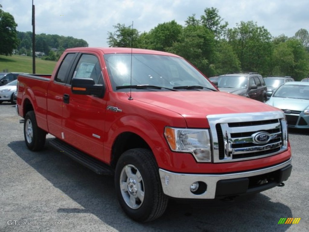 2012 F150 XLT SuperCab 4x4 - Race Red / Steel Gray photo #2