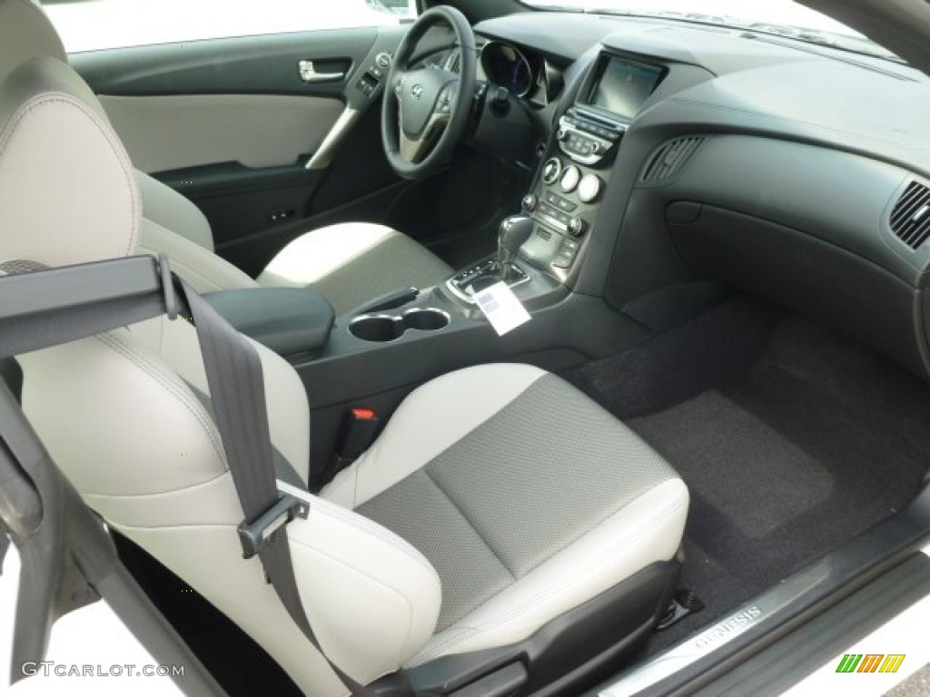 2013 Genesis Coupe 2.0T Premium - Monaco White / Gray Leather/Gray Cloth photo #10