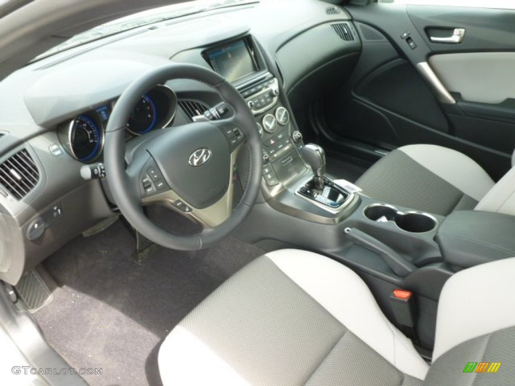 Gray Leather/Gray Cloth Interior 2013 Hyundai Genesis Coupe 2.0T Premium Photo #65520278