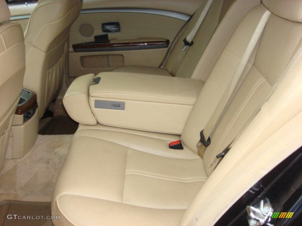 2002 7 Series 745i Sedan - Jet Black / Beige III photo #10