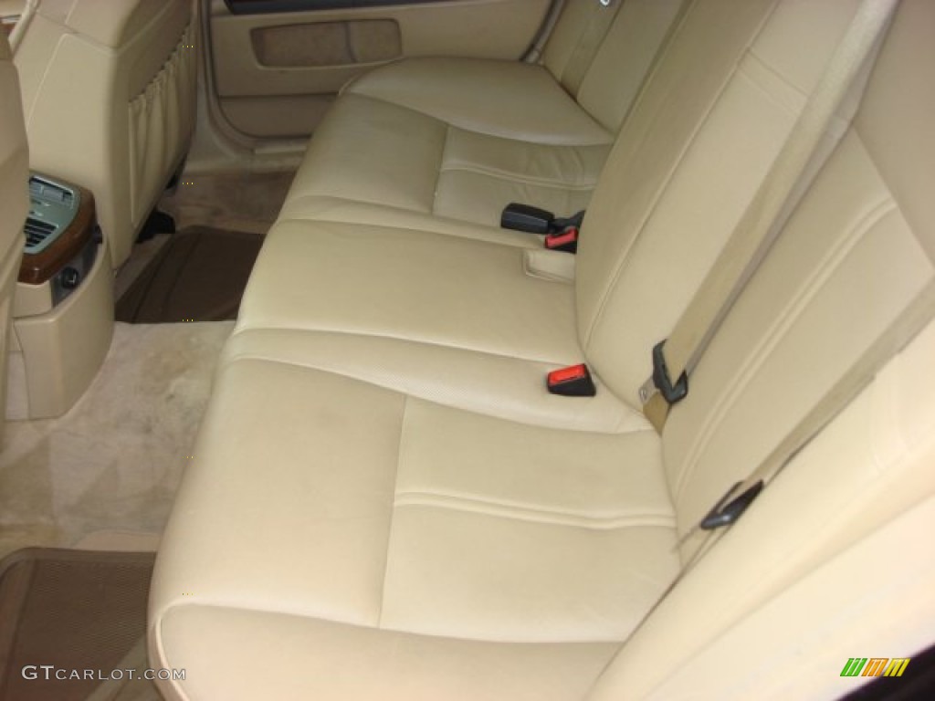 2002 7 Series 745i Sedan - Jet Black / Beige III photo #11