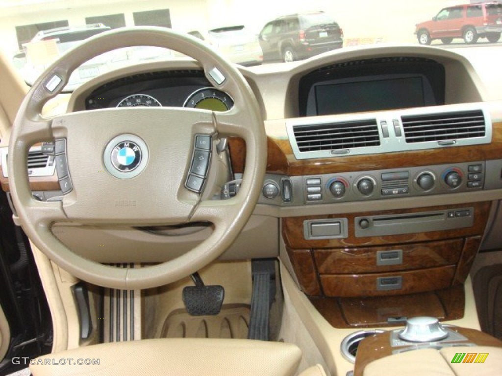 2002 7 Series 745i Sedan - Jet Black / Beige III photo #13