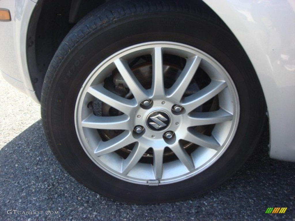 2005 Suzuki Forenza LX Sedan Wheel Photos