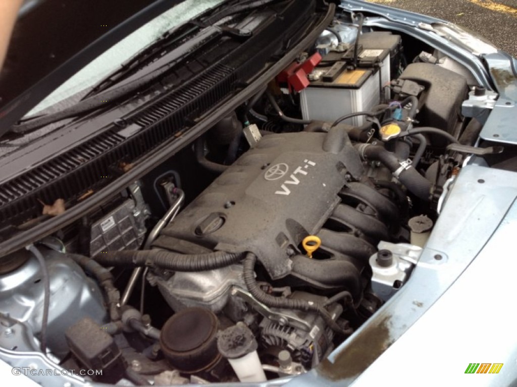 2009 Toyota Yaris Sedan Engine Photos