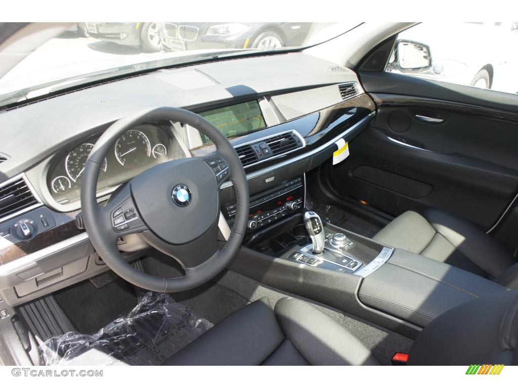 Black Interior 2012 BMW 5 Series 550i Gran Turismo Photo #65532461
