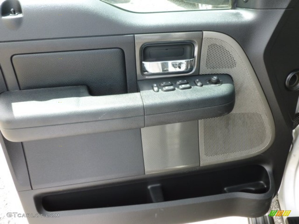 2004 F150 FX4 SuperCrew 4x4 - Silver Metallic / Black/Medium Flint photo #13