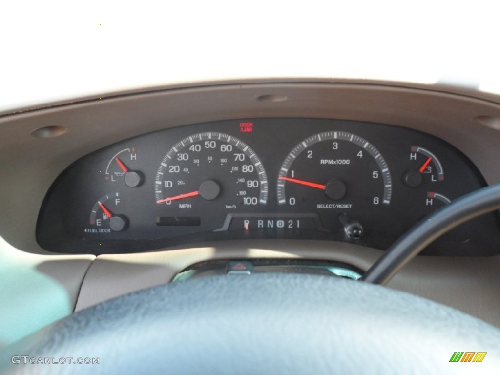 1999 F150 XLT Extended Cab - Harvest Gold Metallic / Medium Prairie Tan photo #46