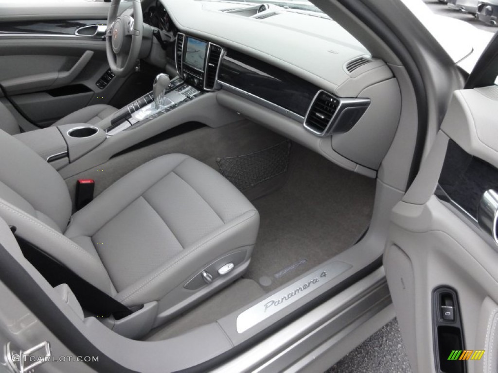 Platinum Grey Interior 2011 Porsche Panamera 4 Photo #65537013
