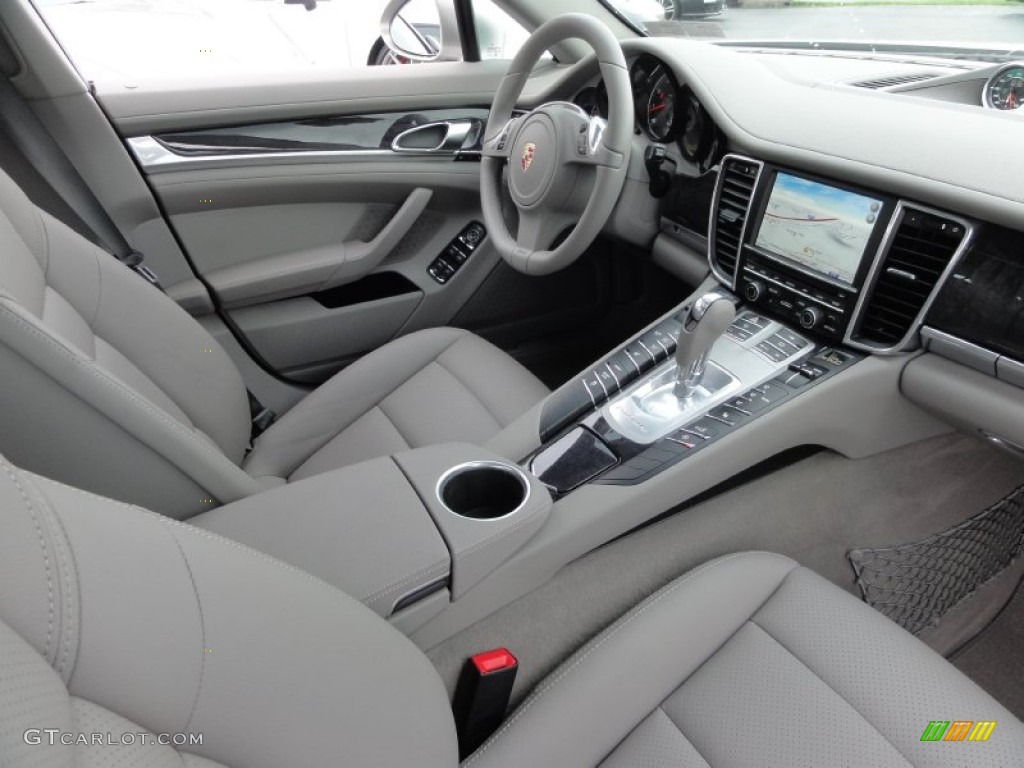 Platinum Grey Interior 2011 Porsche Panamera 4 Photo #65537022