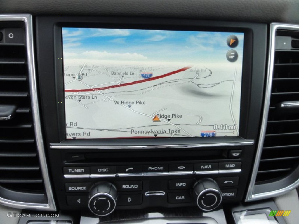 2011 Porsche Panamera 4 Navigation Photos