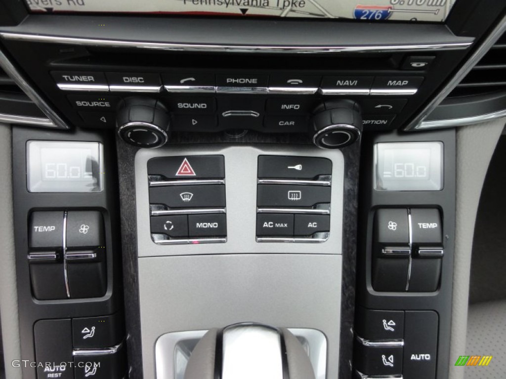 2011 Porsche Panamera 4 Controls Photo #65537166
