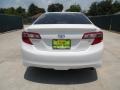 Super White - Camry SE Photo No. 4