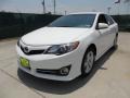 Super White - Camry SE Photo No. 7