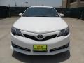 Super White - Camry SE Photo No. 8
