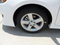Super White - Camry SE Photo No. 11