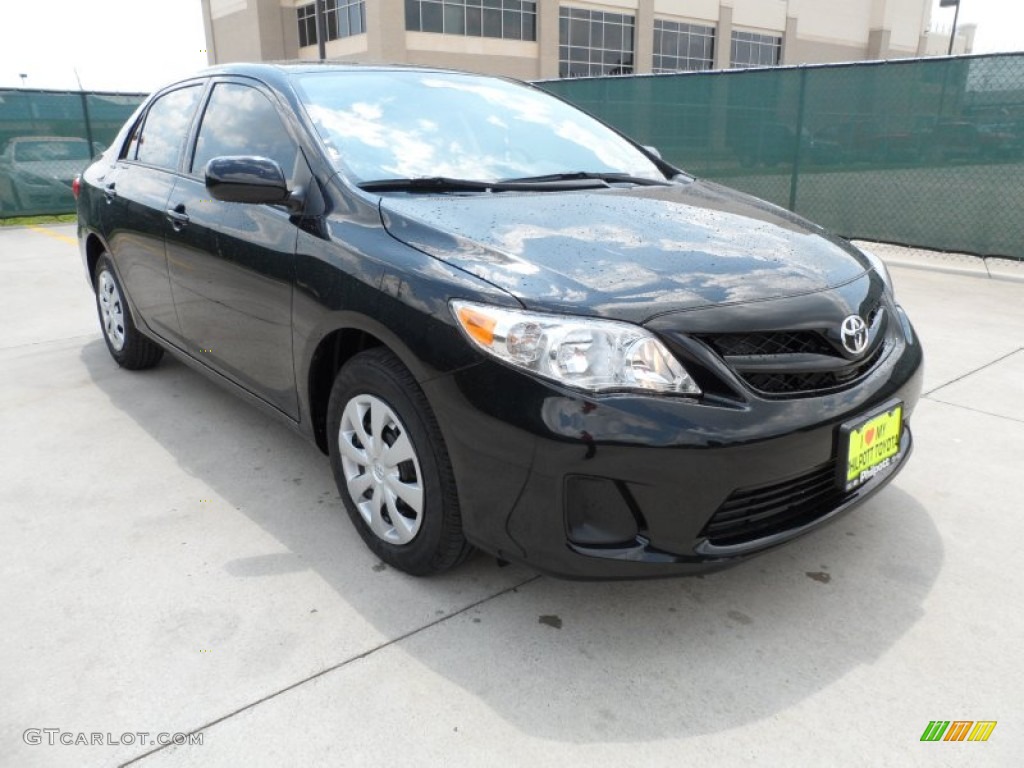 Black Sand Pearl Toyota Corolla