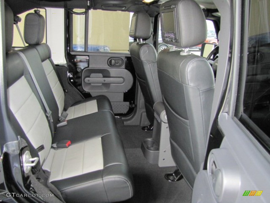 Dark Slate Gray/Medium Slate Gray Interior 2009 Jeep Wrangler Unlimited Sahara 4x4 Photo #65538405