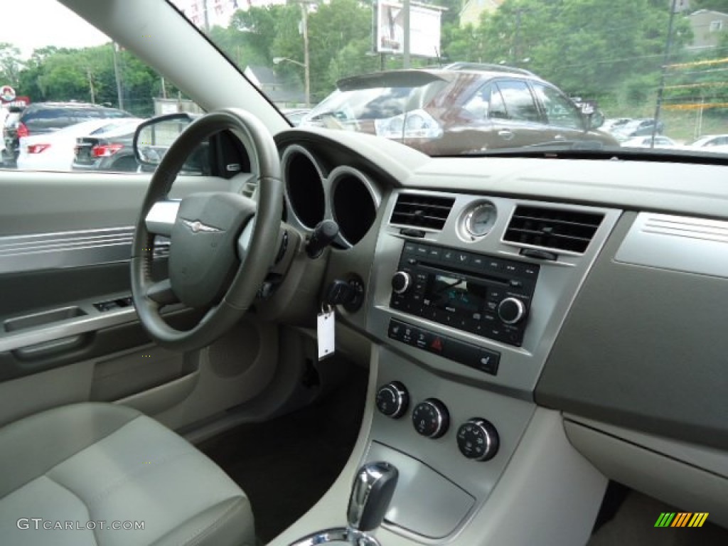 2008 Chrysler Sebring Touring Hardtop Convertible Dashboard Photos