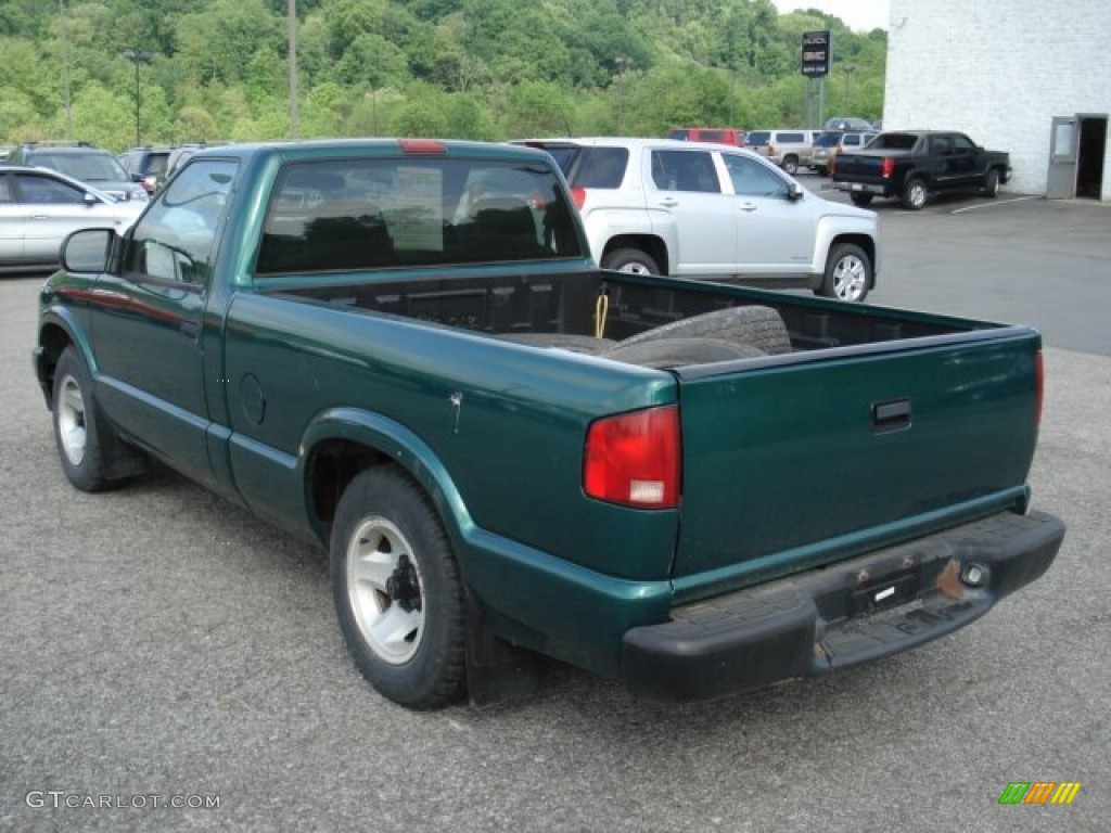 1999 S10 Regular Cab - Meadow Green Metallic / Graphite photo #4