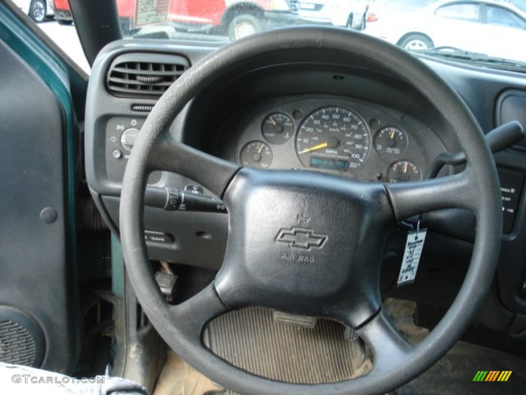 1999 Chevrolet S10 Regular Cab Steering Wheel Photos
