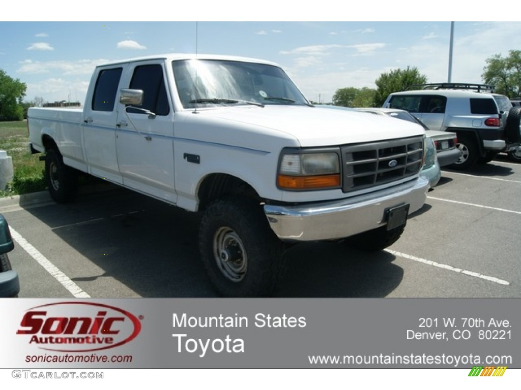 1995 F350 XL Crew Cab 4x4 - Oxford White / Grey photo #1