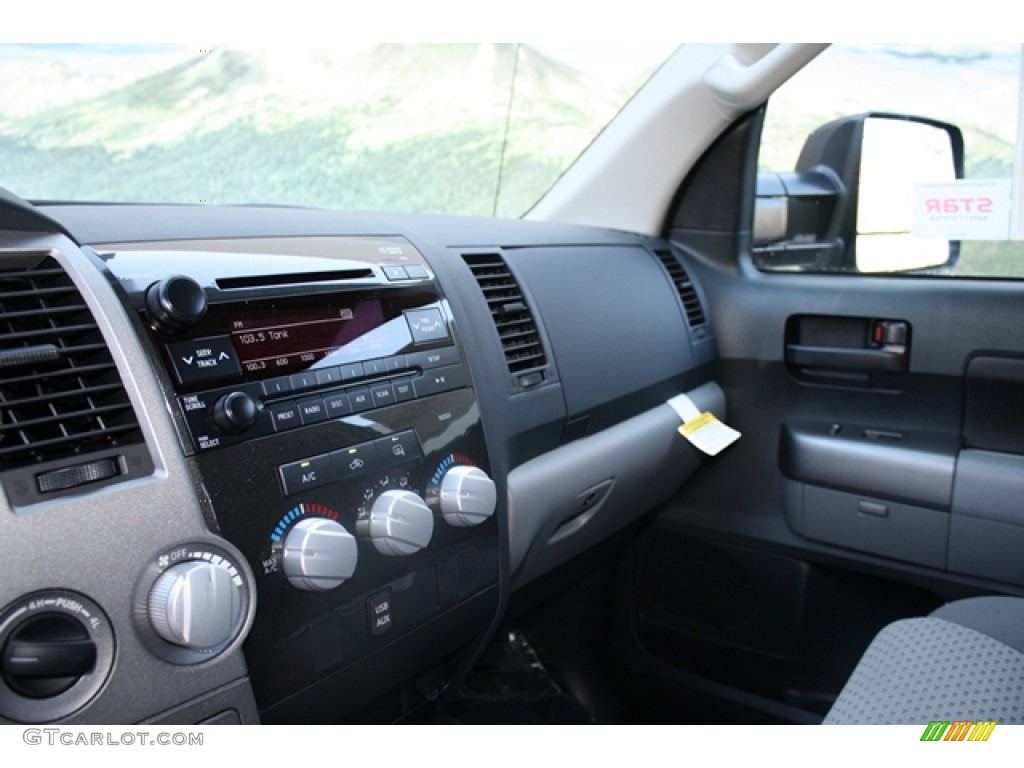 2012 Tundra Double Cab 4x4 - Silver Sky Metallic / Graphite photo #7