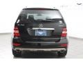 Black - ML 350 4Matic Photo No. 4