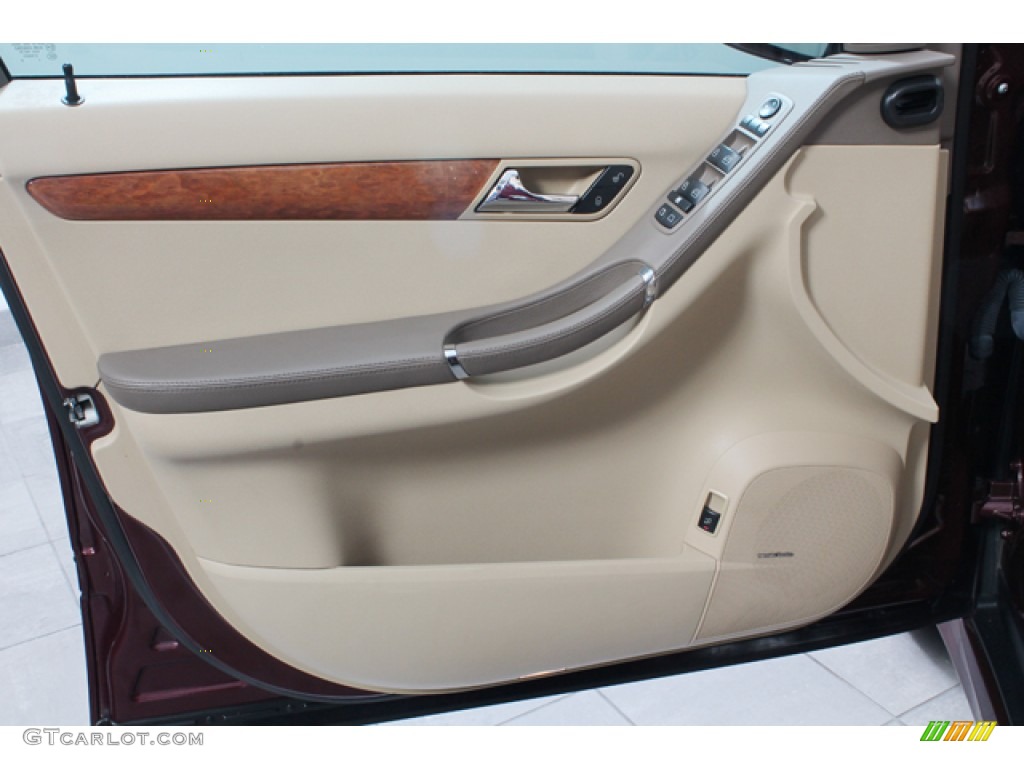 2007 Mercedes-Benz R 350 4Matic Macadamia Door Panel Photo #65550321