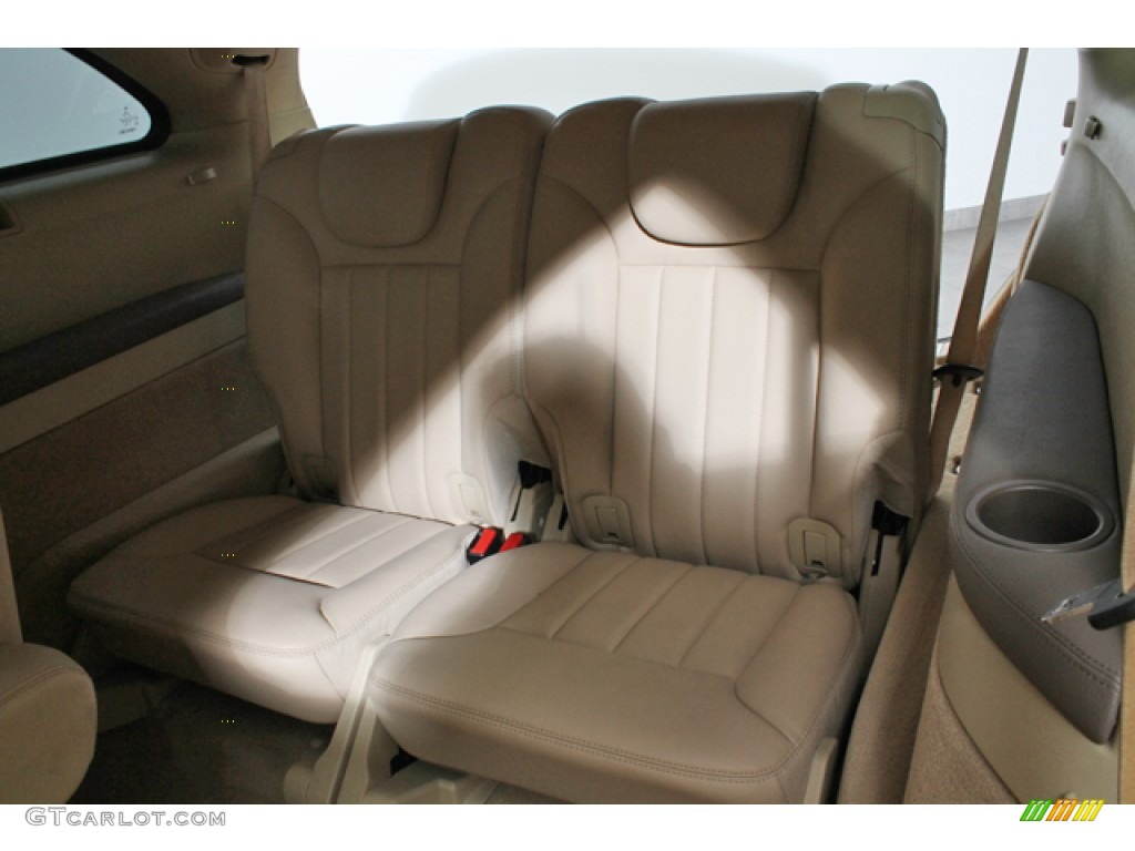 2007 Mercedes-Benz R 350 4Matic Rear Seat Photos