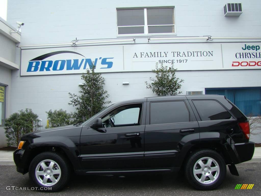 2008 Grand Cherokee Laredo 4x4 - Black / Dark Slate Gray photo #1