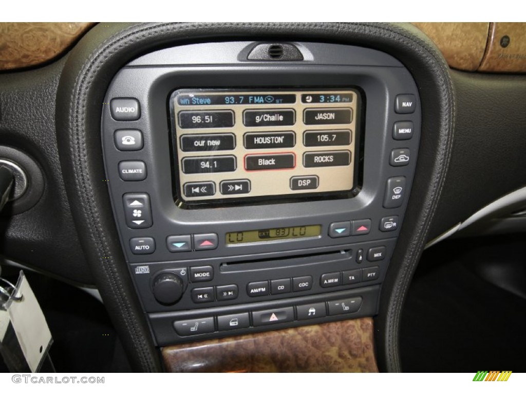 2005 Jaguar S-Type R Controls Photo #65552408