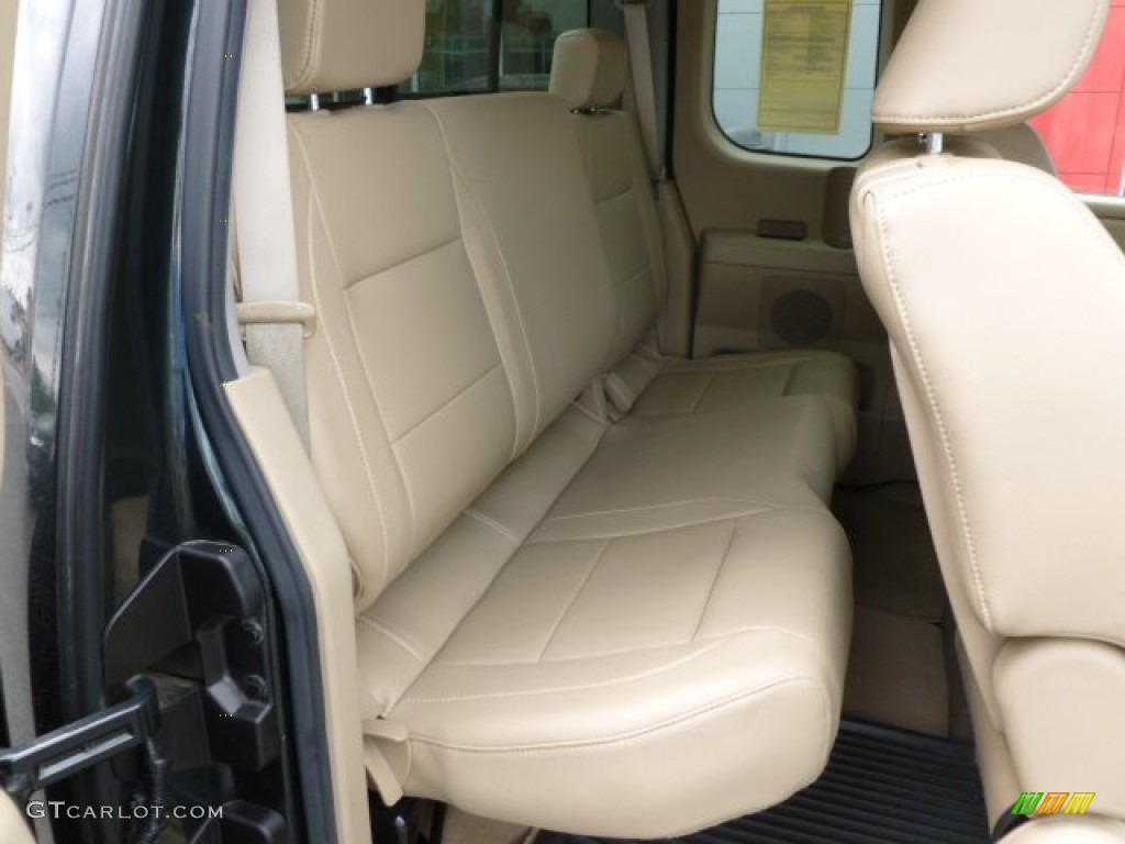 2008 Titan LE King Cab 4x4 - Timberline Green / Almond photo #14