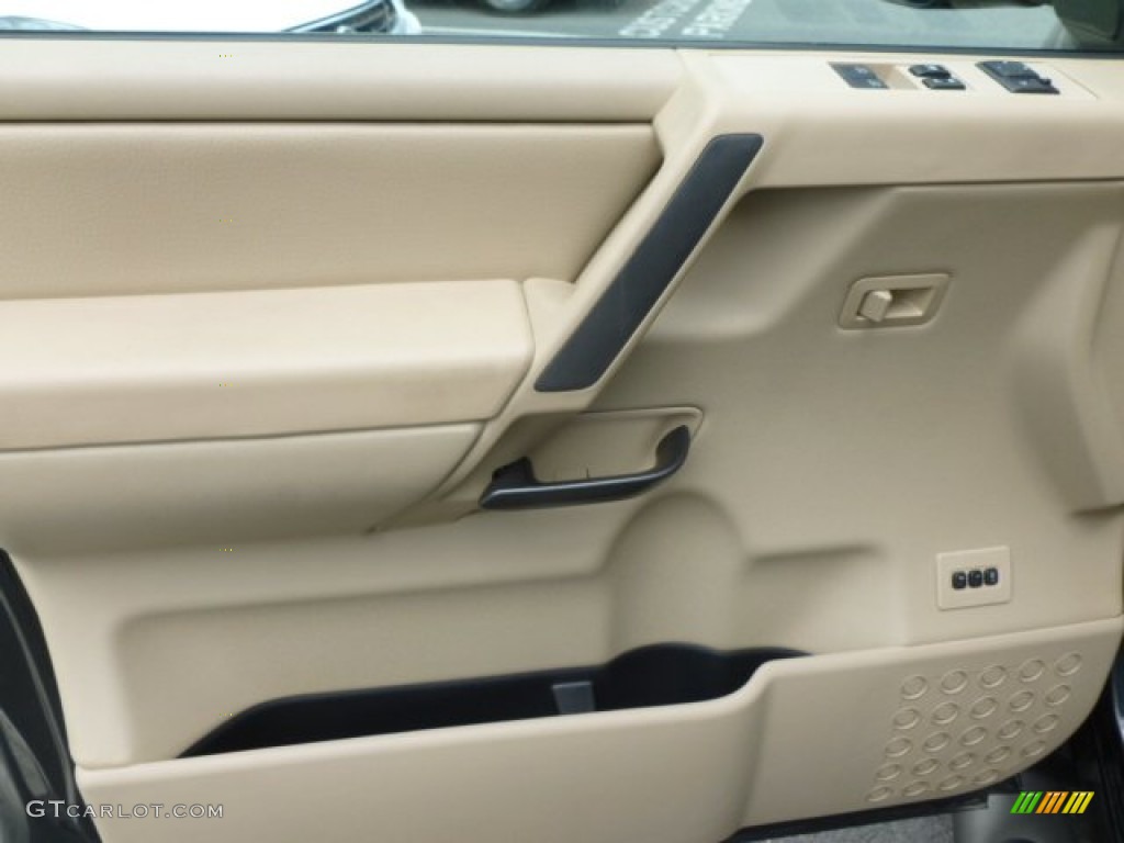 2008 Titan LE King Cab 4x4 - Timberline Green / Almond photo #16