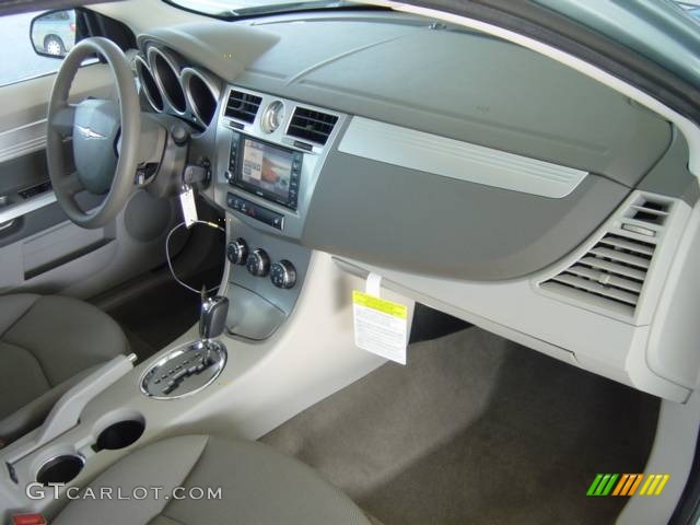 2008 Sebring Touring Sedan - Clearwater Blue Pearl / Dark Khaki/Light Graystone photo #16