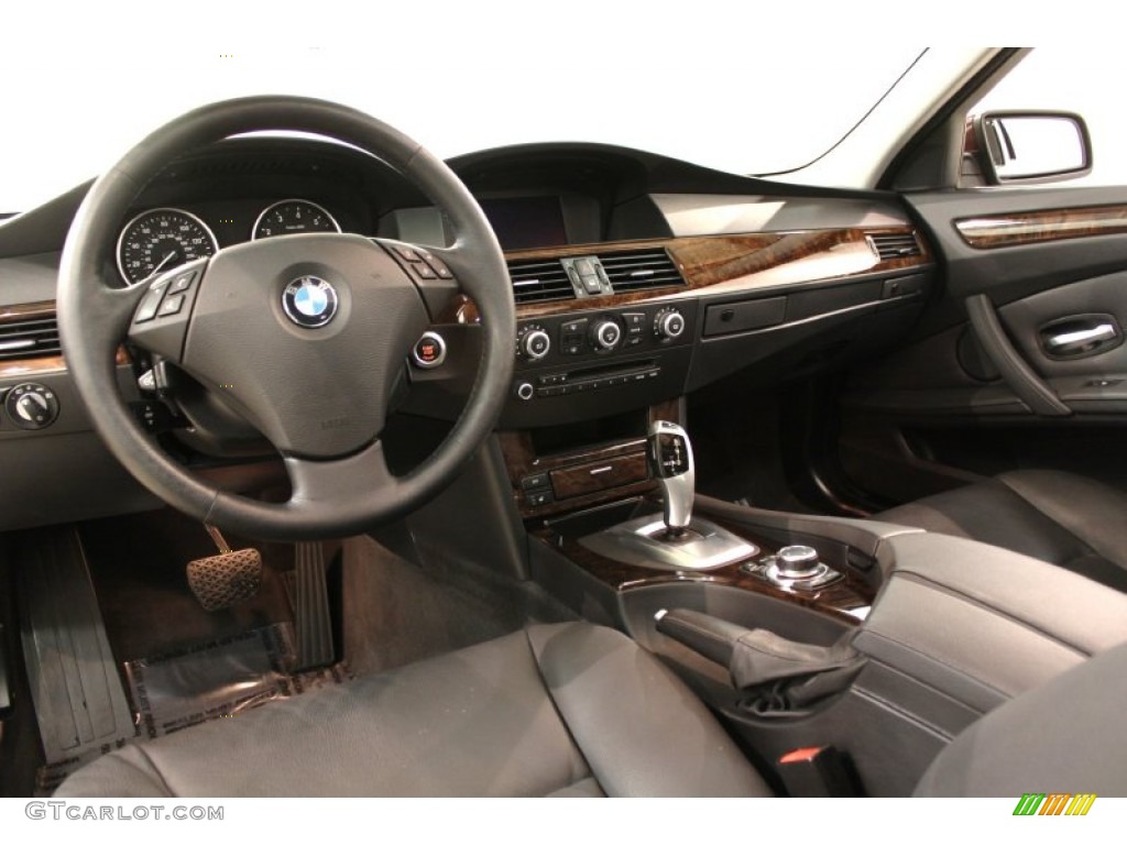 2009 BMW 5 Series 535xi Sedan Black Dashboard Photo #65554307
