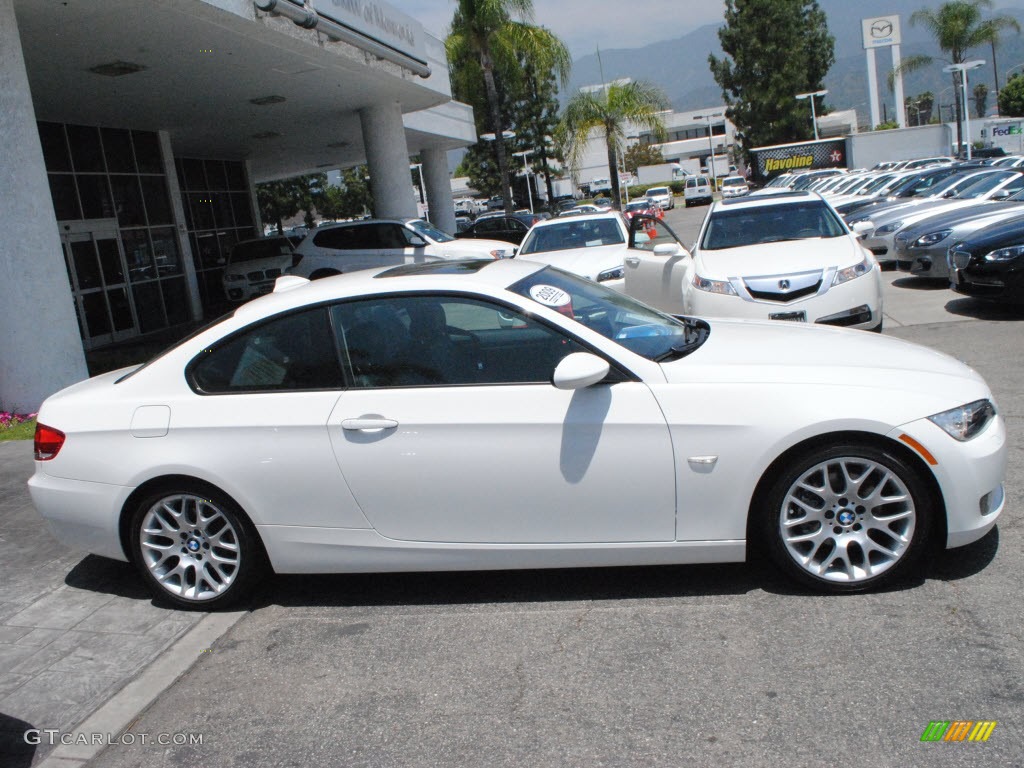 2009 3 Series 328i Coupe - Alpine White / Black photo #3