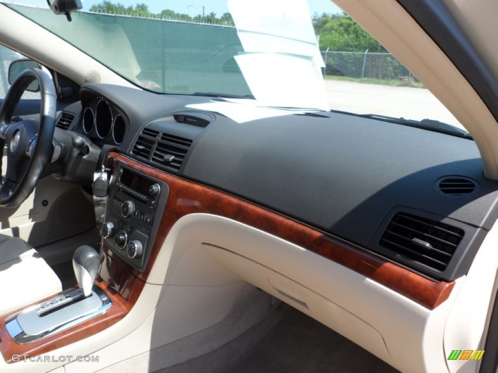 2009 Aura XR - Gold Mist Metallic / Tan photo #25