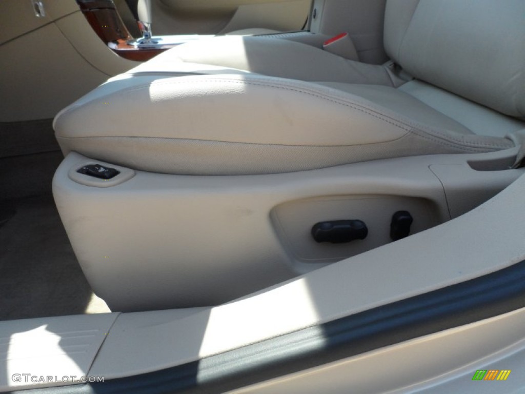2009 Aura XR - Gold Mist Metallic / Tan photo #35