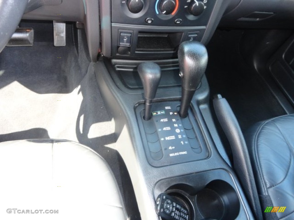 2003 Grand Cherokee Laredo 4x4 - Brilliant Black / Dark Slate Gray photo #10